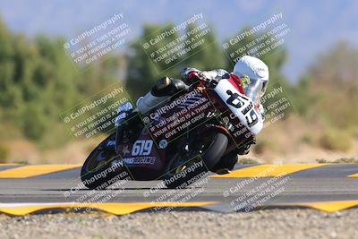 media/Nov-06-2022-SoCal Trackdays (Sun) [[208d2ccc26]]/Turn 7 Set 2 (1050am)/